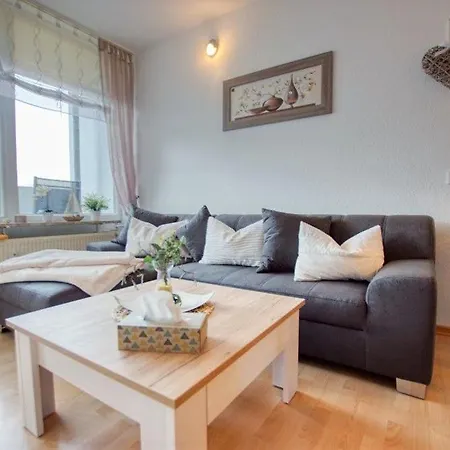 - Haus N, App 0n0603 Appartement *